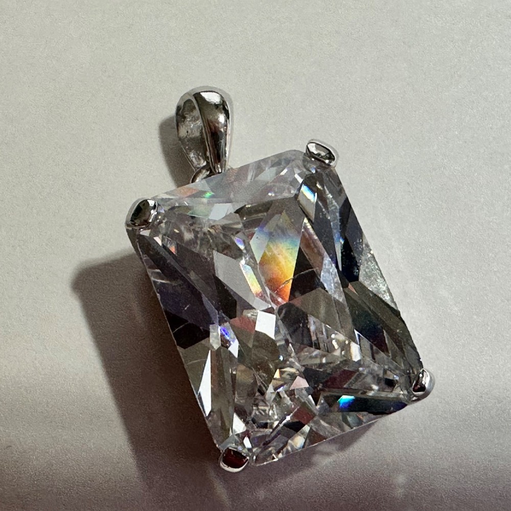 Faceted Glass Necklace Pendant Rectangular Shape Silver Tone Setting Pendant