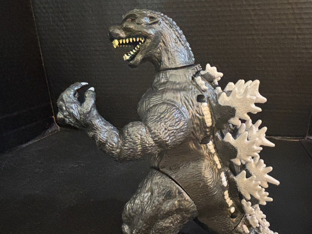 Trendmasters Godzilla 9"-10" 1994 Custom GODZILLA Figure (Restored).