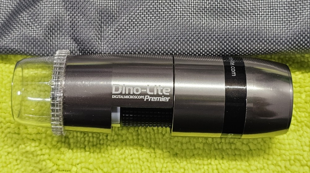 Dino-Lite AM5018MZTL Microscope 10-90x Magnification HDMI Interface w/ Polarizer