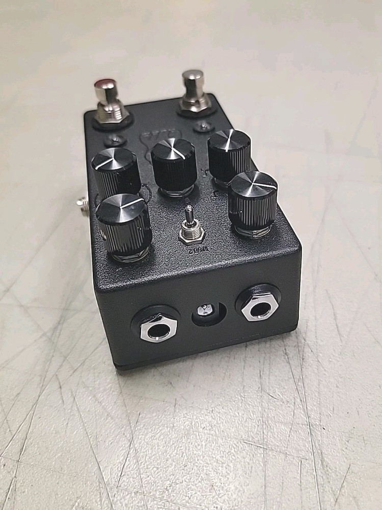 JHS Lucky Cat Delay Guitar Pedal Black, Digital/Analog Tape Modulation Delay