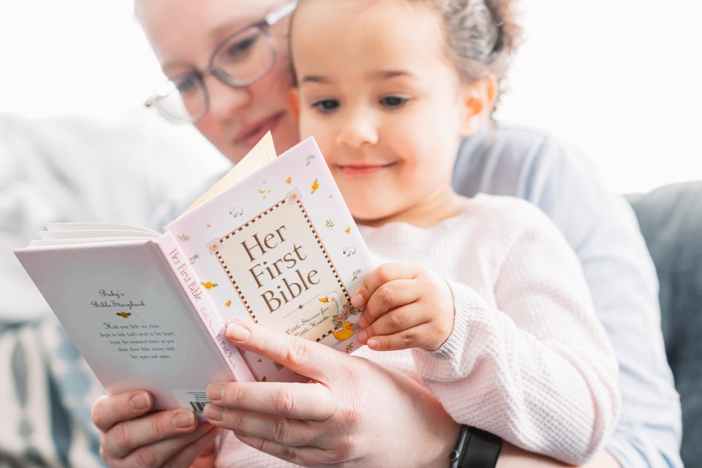 Her First Bible (Baby’s First Series)