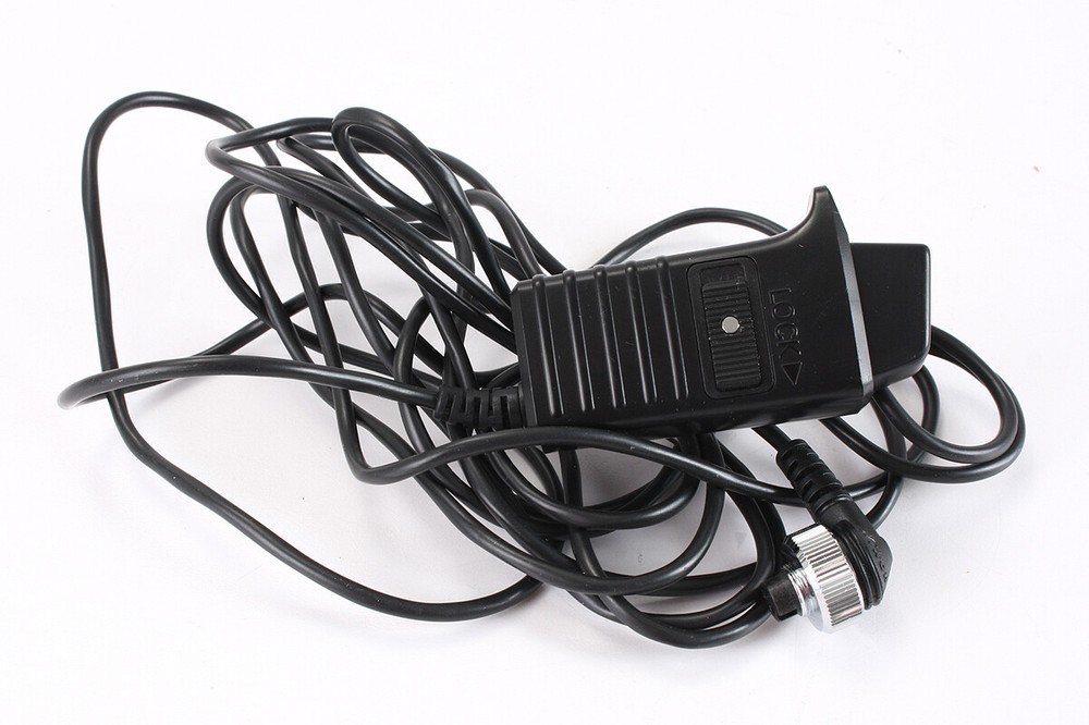 NIKON REMOTE RELEASE MC-12A, DEFECTIVE LOCK BUTTON/206452