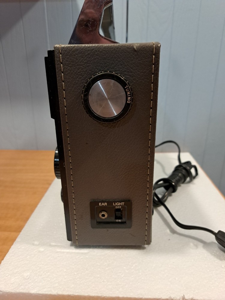 Vintage JC Penney Solid State Radio