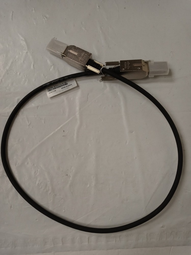 STACK-T2-1M V03 Cisco StackWise Type-2 3.3FT Stacking Cable 800-40806-03