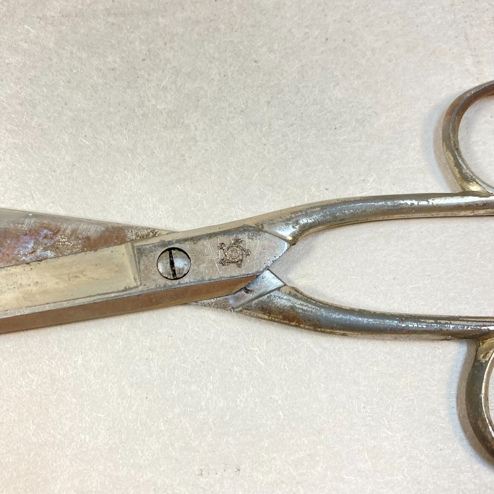Vintage Long Blade Scissors 6" Blade
