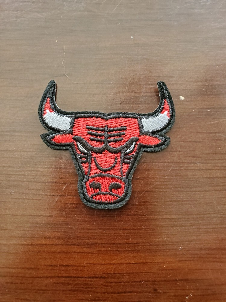Chicago Bulls iron on patch. Embroidered. Iron On. 2"x2"