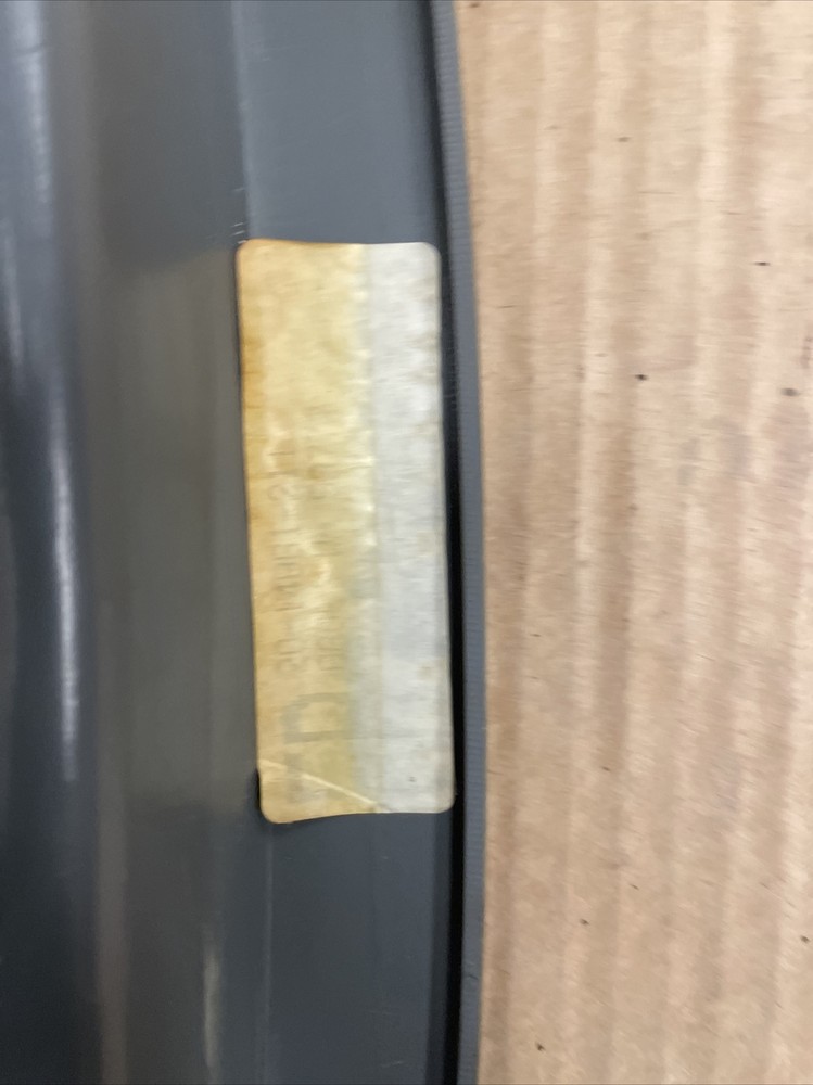 Peterbilt Cover-Ven Trim Used