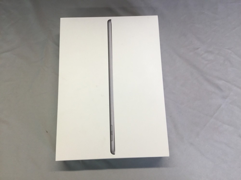 Apple iPad 6Th Generation 32GB Empty Box Only