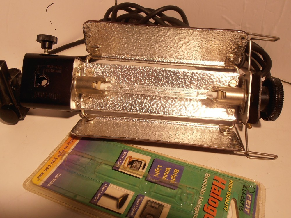Lowel Tota Light Halogen Flood Lamp