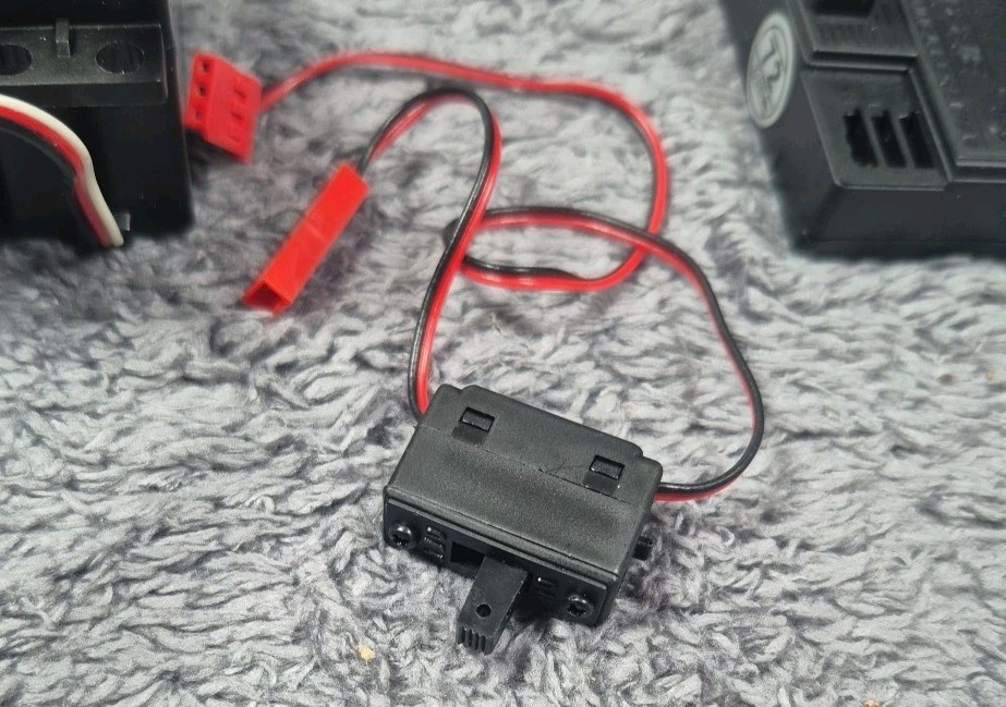 Futaba Attack 2 Controller With 2 Servo S3003 And Receiver Fp-r122je