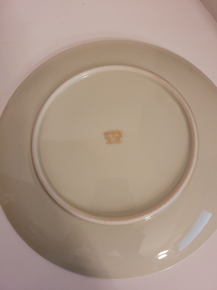 Gem China 2 Dinner Plates Iris Japan