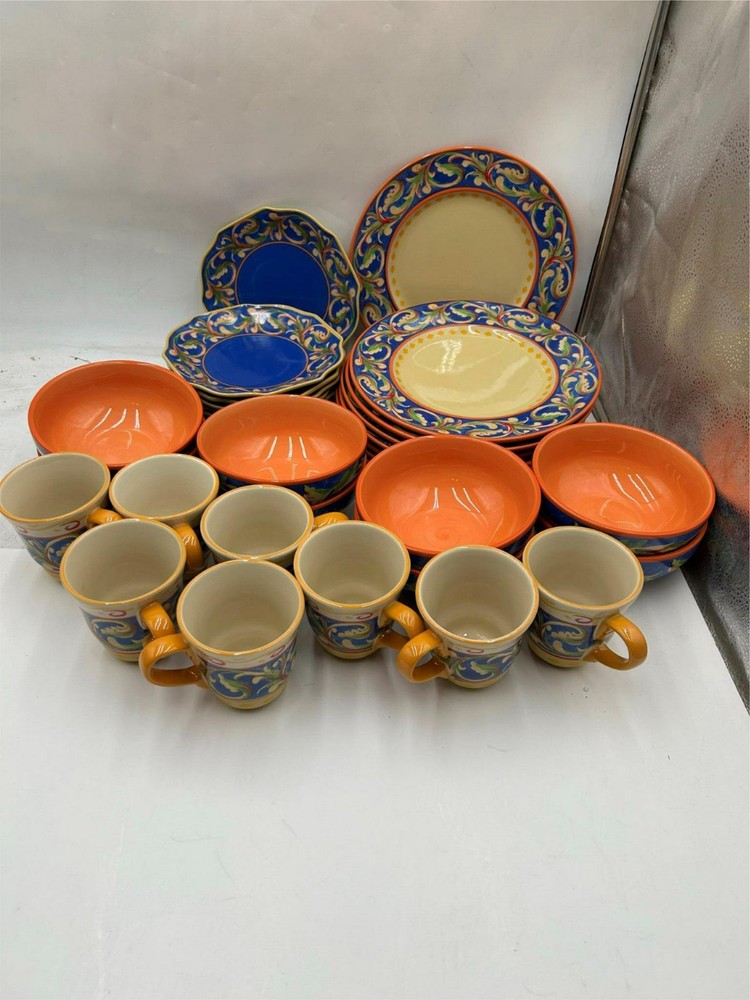 32 PCS - PFALTZGRAFF - VILLA DELLA LUNA - SERVICE FOR 8 - 4 PC SETTINGS * READ*