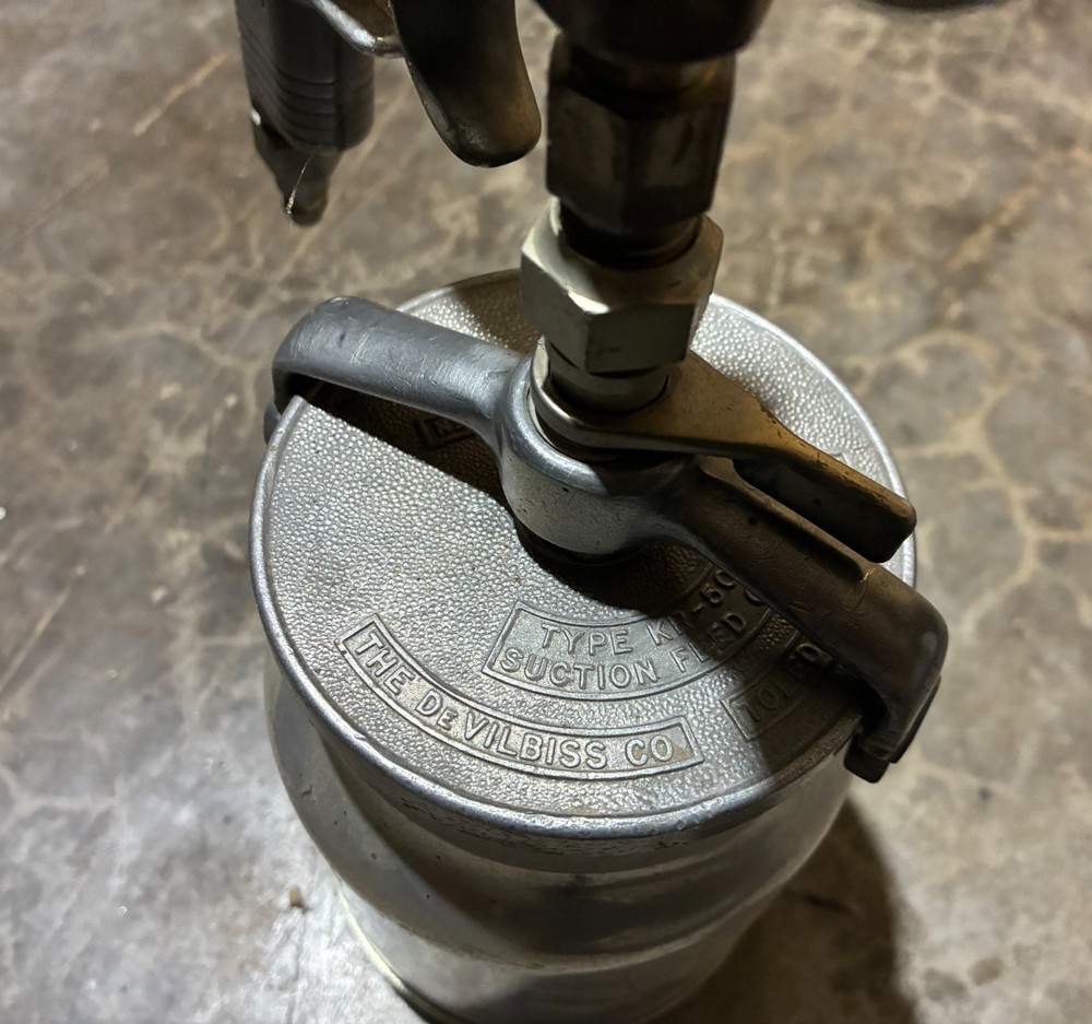 Binks Model 19 Paint Spray Gun with Canister