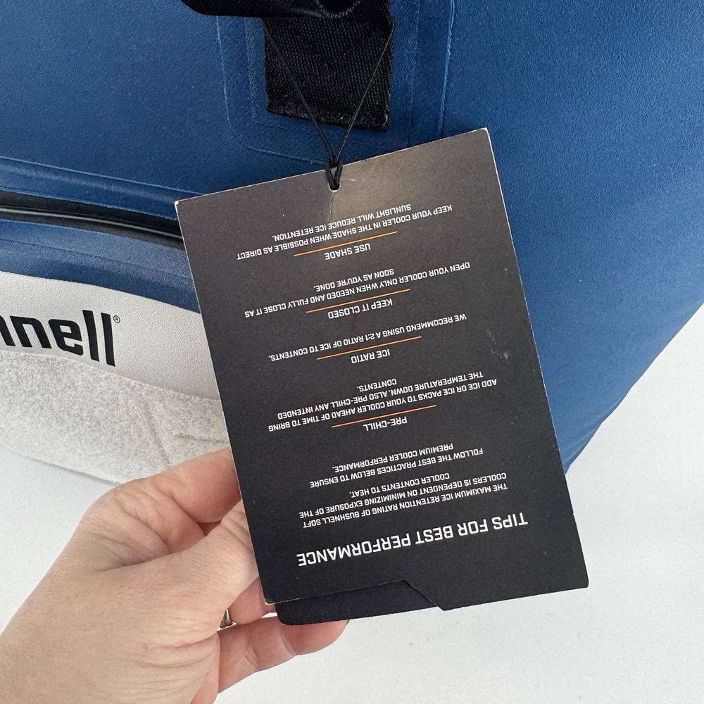 Bushnell 30 Can Soft Cooler Bag Dark Blue Waterproof Soft Side Floatable