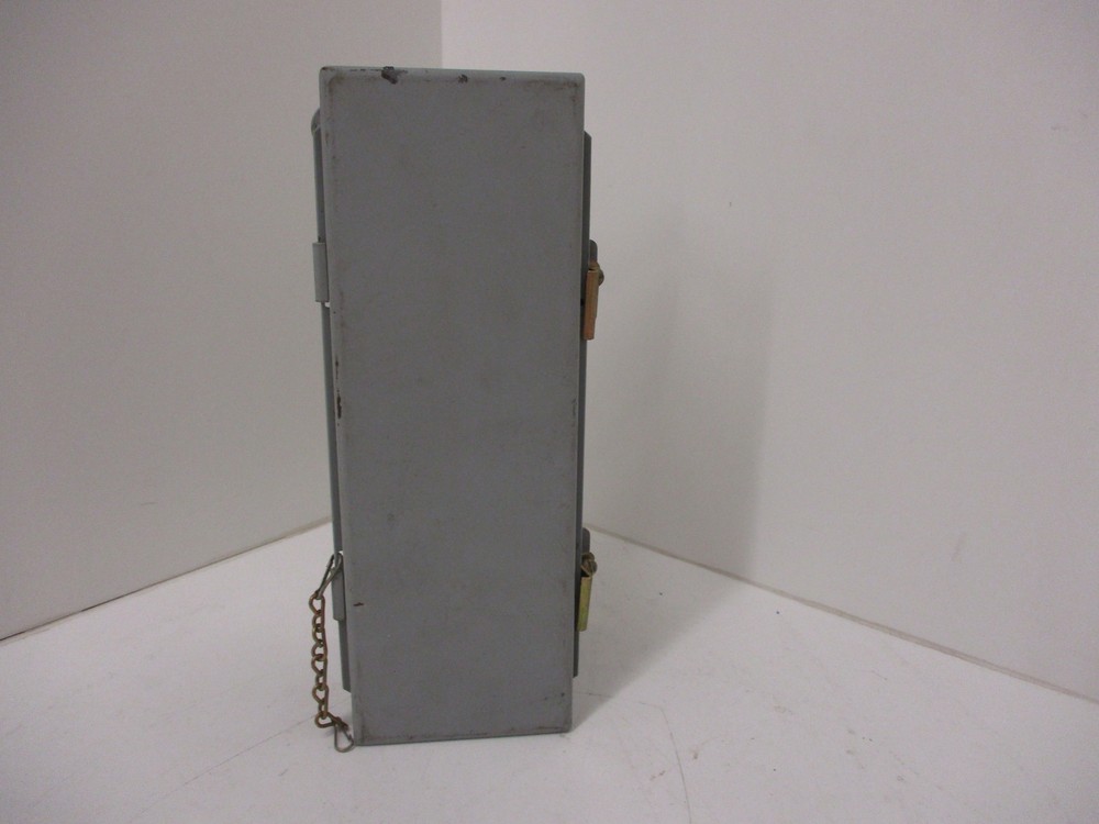 UNDERWRITERS E27524 WIREWAY OR AUXILIARY GUTTER ENCLOSURE