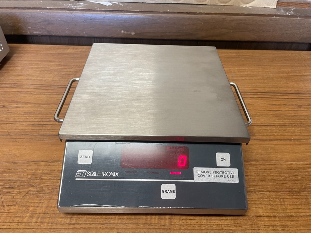 Welch Allyn Scale-Tronix 4302 *
