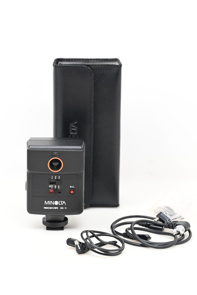 Minolta Receiver IR-1 w/ Case #B139