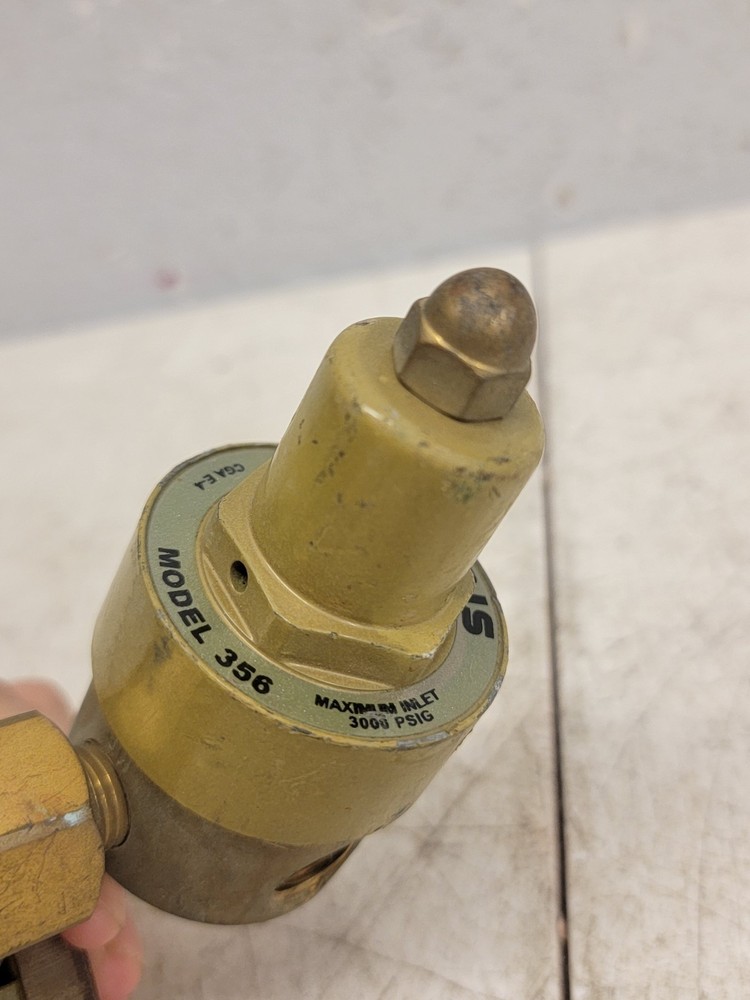 Harris Model 356 Dual Flowmeter Regulator Incomplete 👁