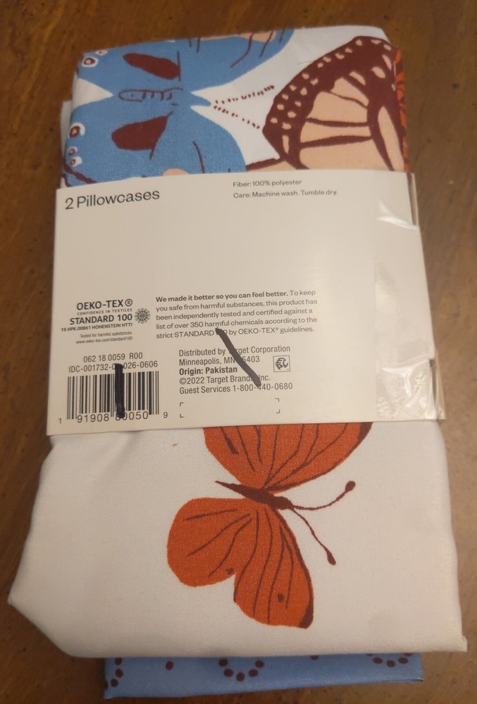 Room Essentials Brushed Microfiber Standard Sz. Butterfly & Dots Pillowcases (2)