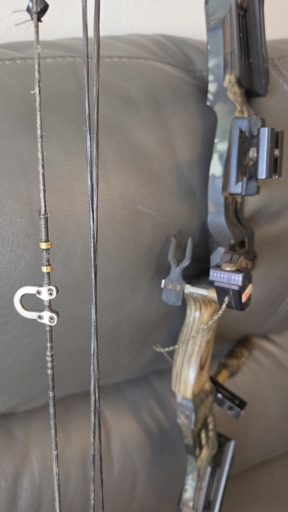 PSE Mach 6 Compound Bow, RH, W/Cobra Stabilizer - Camo