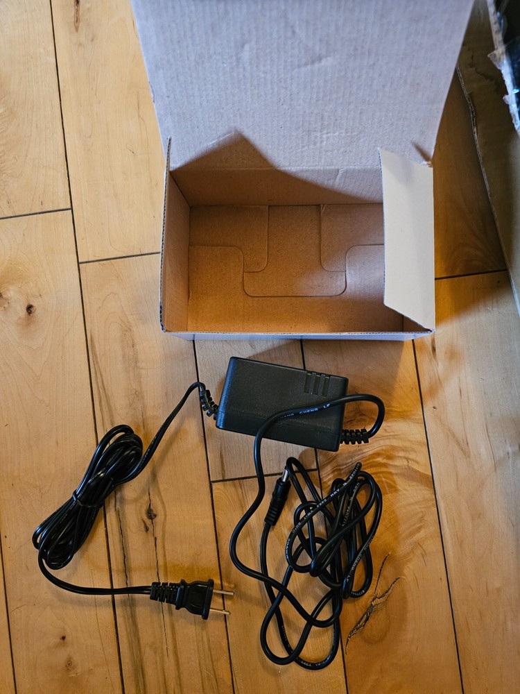 Akai Professional Miniak Virtual Analog Synthesizer Microphone Adapter Manual