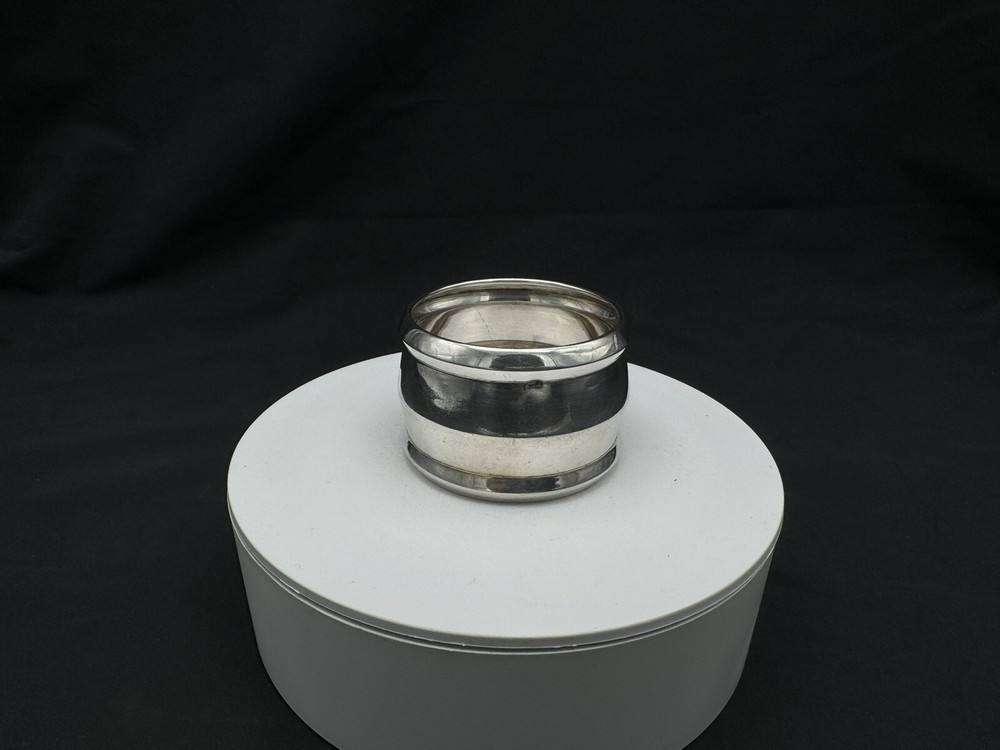 Antique Dutch Sterling Silver Napkin Ring, 22.3 grams