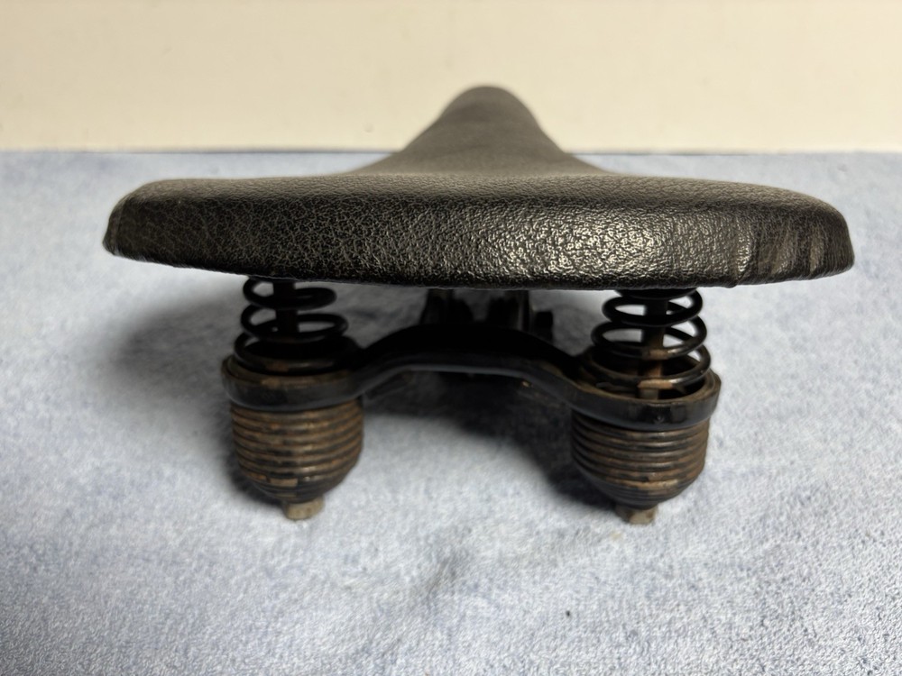 PREWAR MESINGER MEN'S SLIDER BICYCLE SADDLE