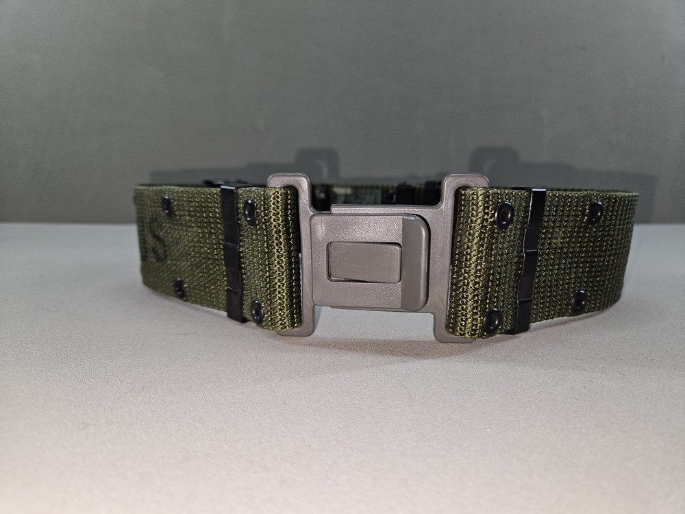 U.S. Military Webb Belt, Size Medium