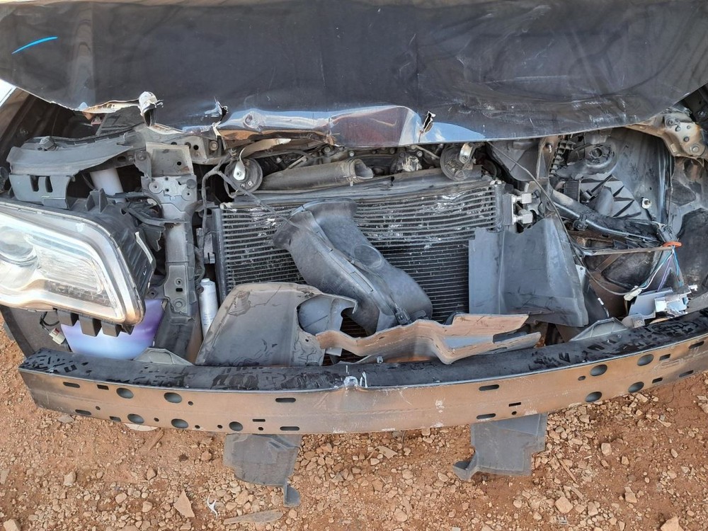 300 2014 Glove Box 4736785
