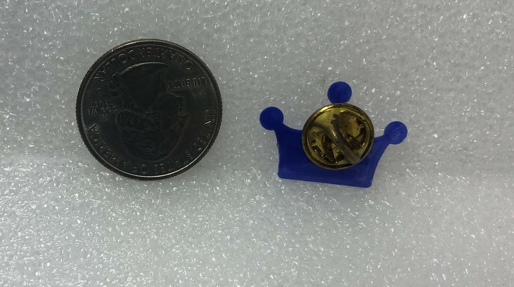 Cincinnati Crown Plastic Pin