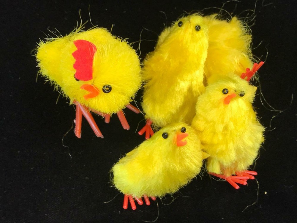 Lot of Easter Items ~ Eggs & Chicks