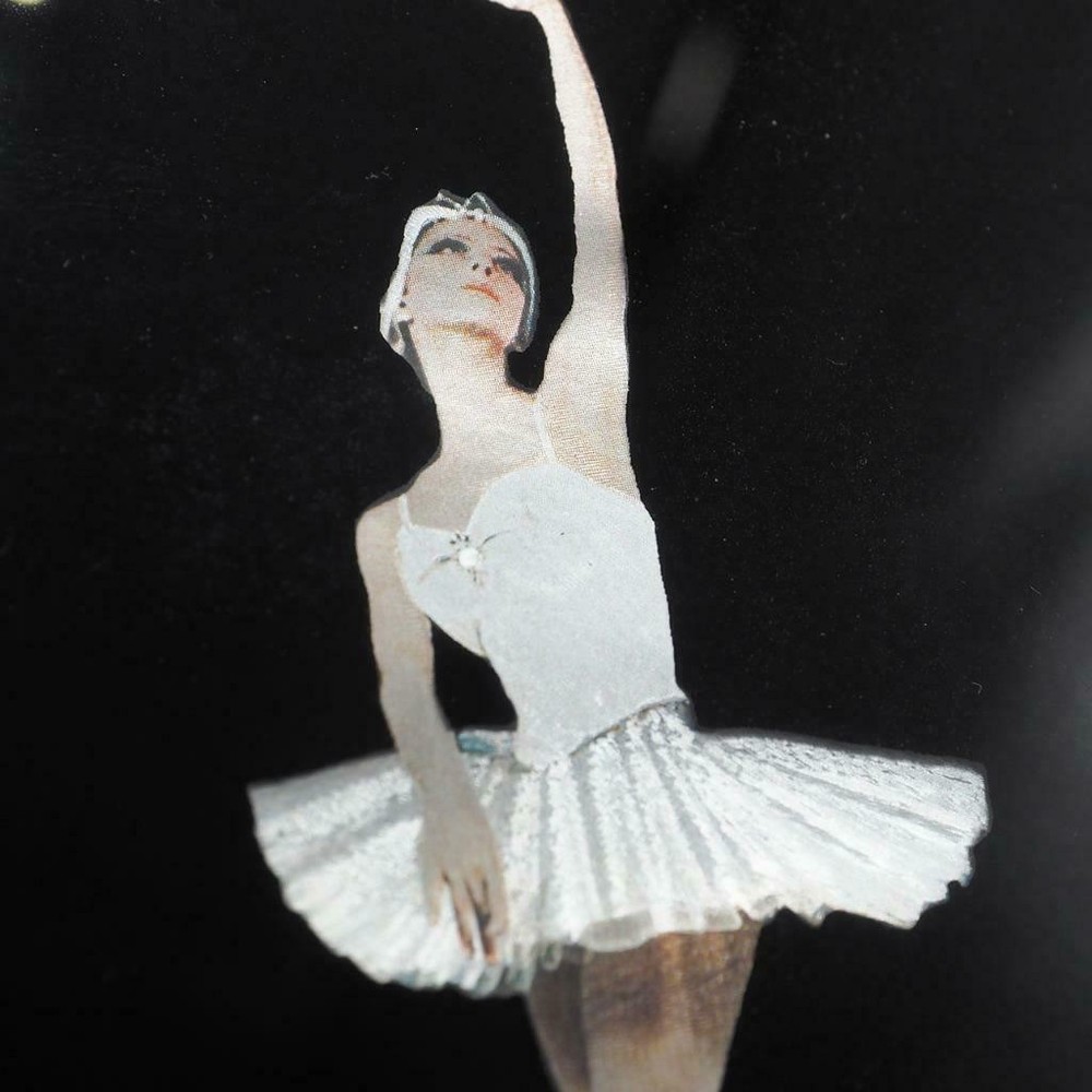 Reverse Printed Ballerina Dancer in Gold Frame
