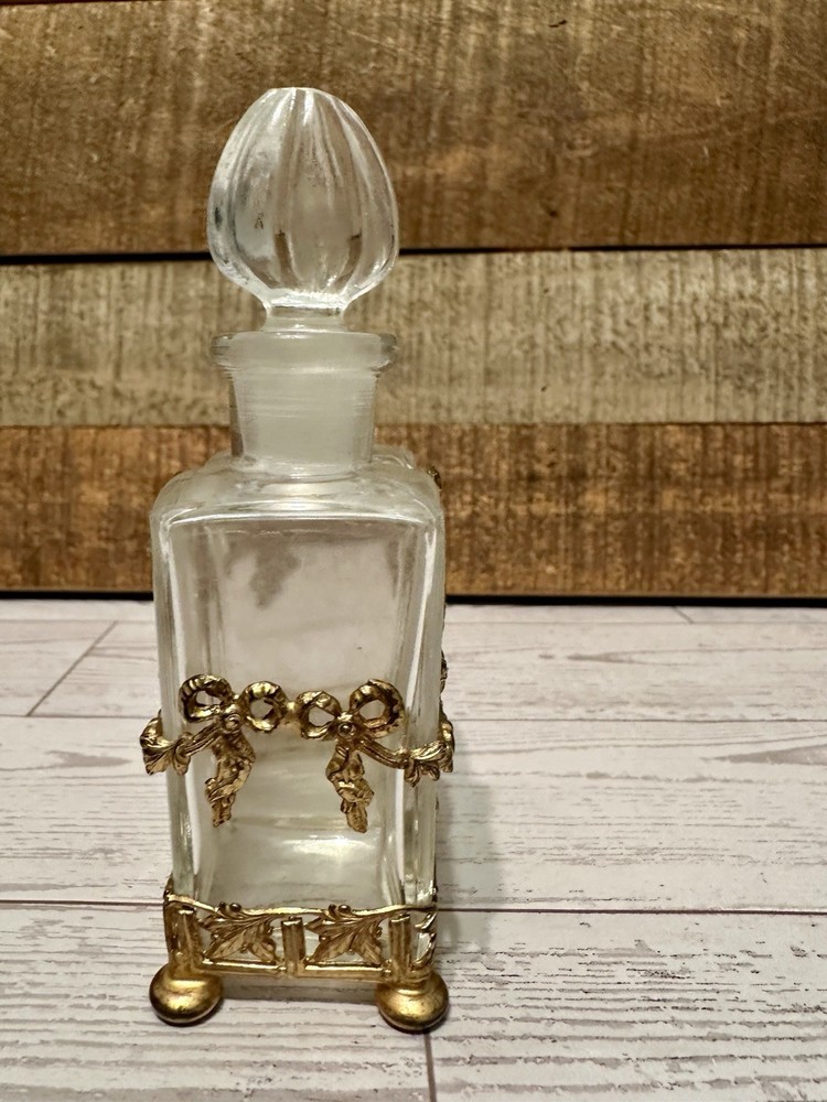 Vtg APOLLO STUDIOS Ormolu Caddy w/2 Crystal Perfume Bottles Vanity Set READ