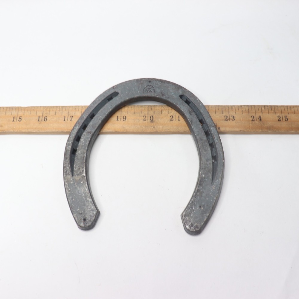 Horse Shoe Replacement Size 3 5-5/8"