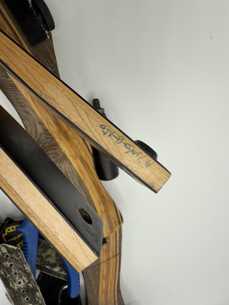 Recurve Bow