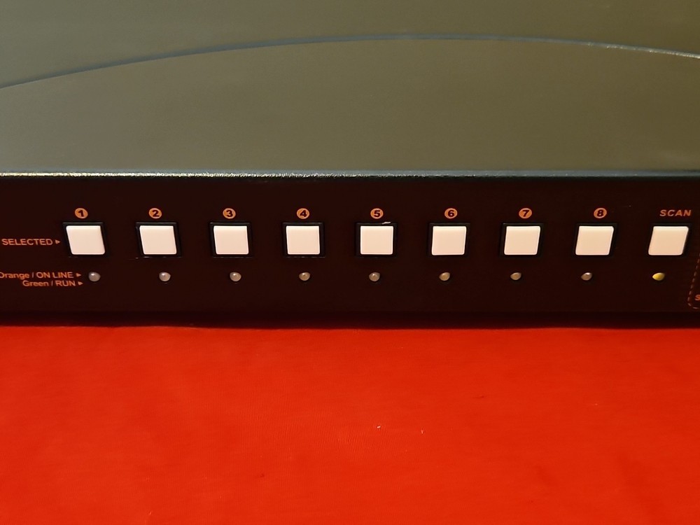 CKL 8.1 HDMI KVM SWITCH 8 PORT WITH WITH ADAPTER.