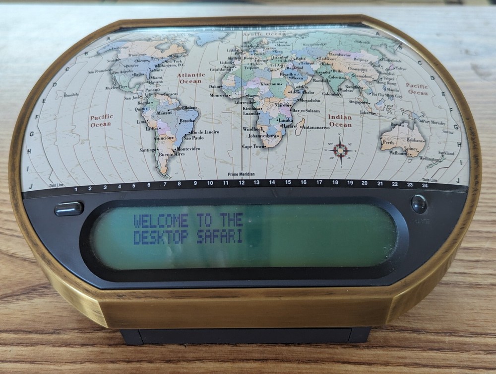 Desktop Safari World Clock/ Calculator
