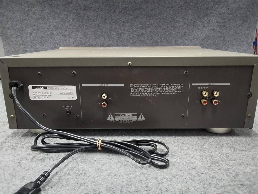 TEAC V-6030S cassette deck