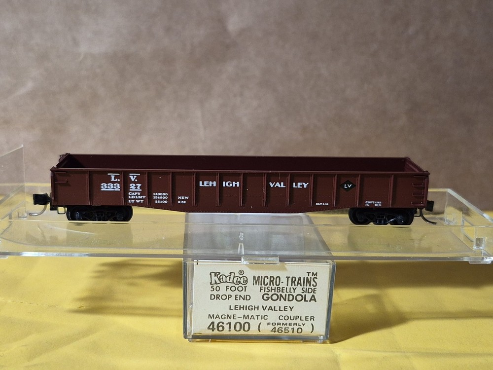 Micro-Trains #46100 LeHigh Valley Gondola N scale