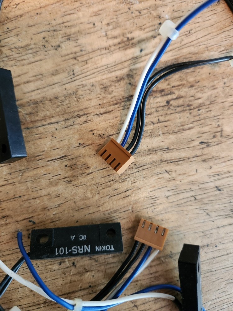 Radar antenna position sensor, Magnetic reed switch NRS-101