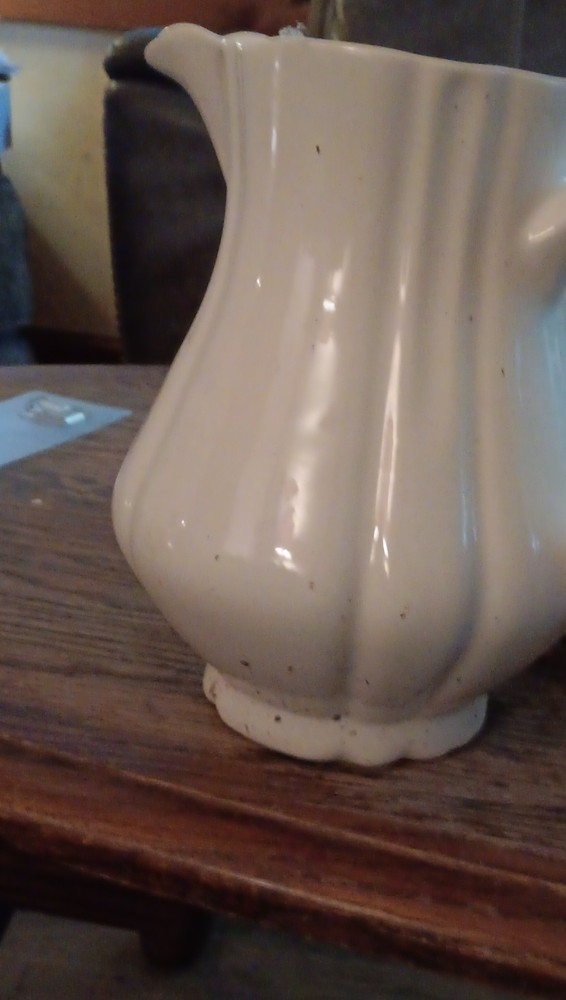 White Ceramic Round Pitcher with Handle Ribbed Design Glossy Finish