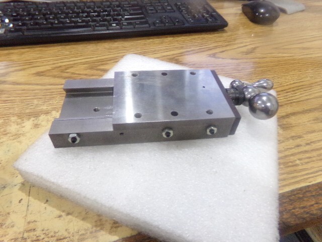E&F Engineering Dovetail Manual Linear Table / Positioner.  4" X 3".