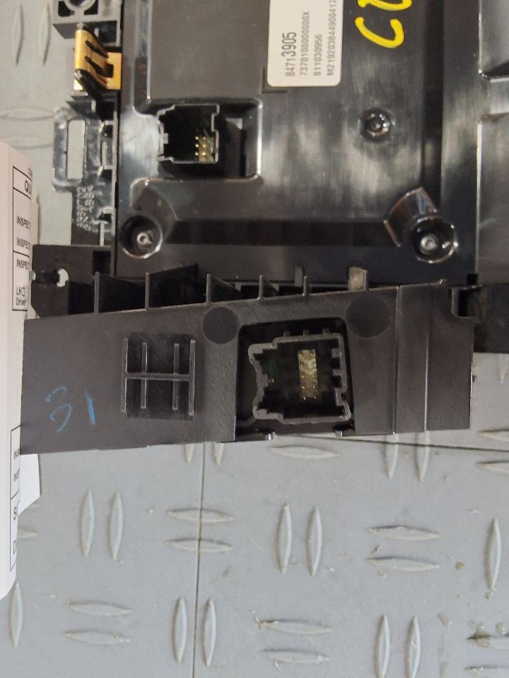 2020-2024 Buick Enclave Display and Control Panel