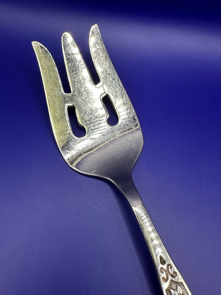 Oneida Ltd Stainless Latin Quarter Meat Fork 8.25"
