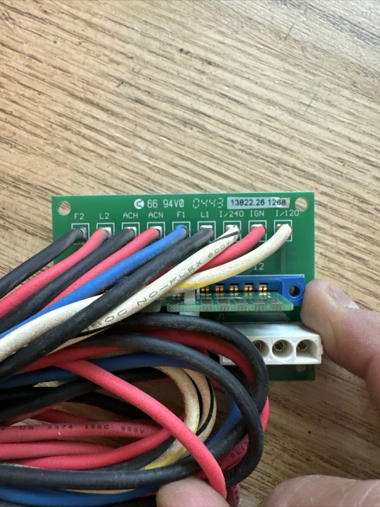 WaterPik 11038200 Power Distribution Circuit Board