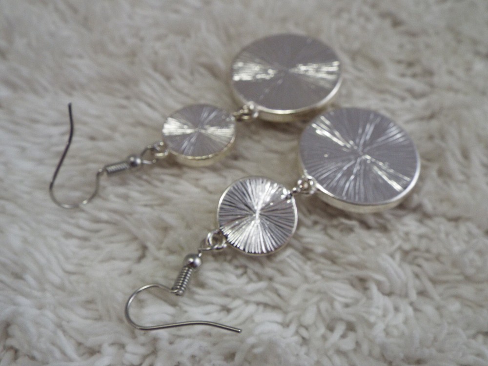 Silvertone Hammered Goldtone Pierced Earrings (A32)