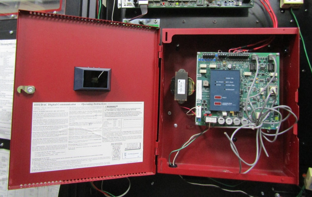 😀 SIEMENS CERBERUS PYROTRONICS FIRE ALARM PANEL W/ KEYS MXL