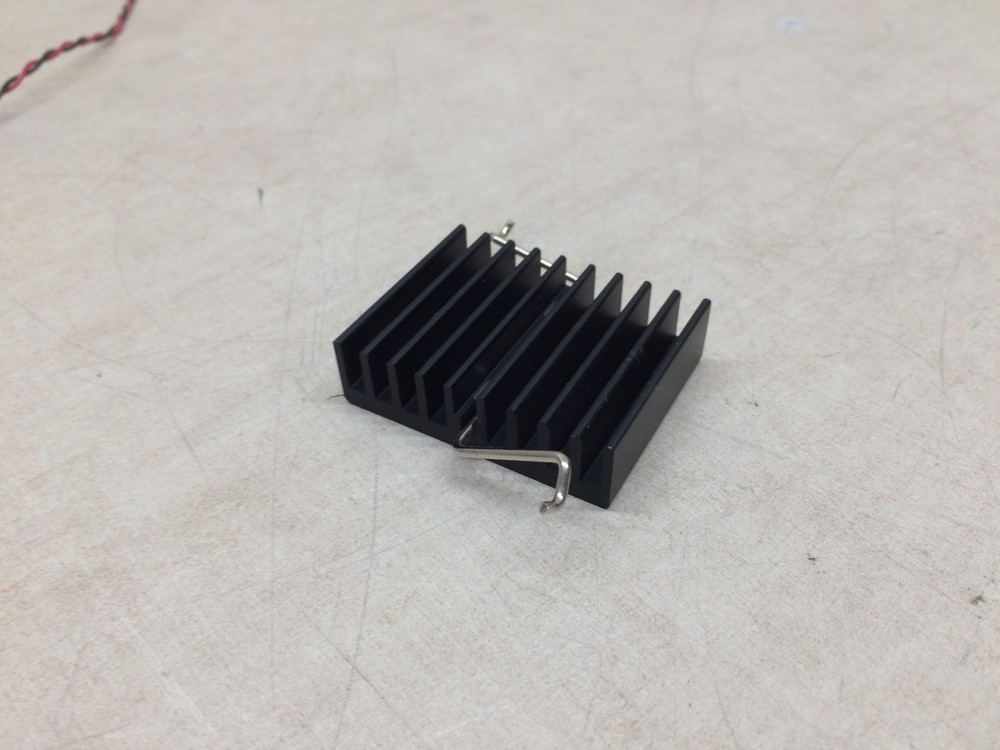 Dell Poweredge Raid Controller E2K-UPC-61-B Heatsink Bracket And Cable