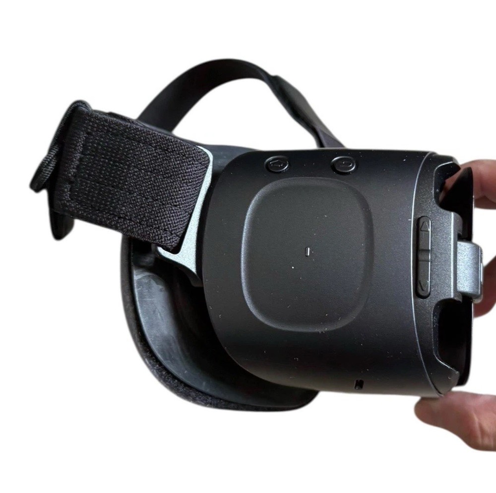 Samsung Galaxy Gear VR Oculus Virtual Reality Headset Only