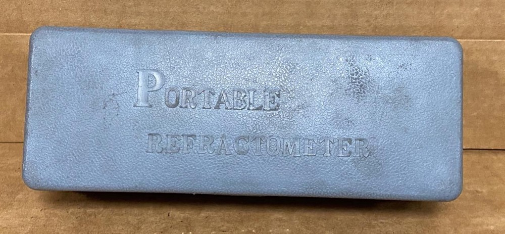 CATERPILLAR PORTABLE REFRACTOMETER TESTER 245-5829- USED.